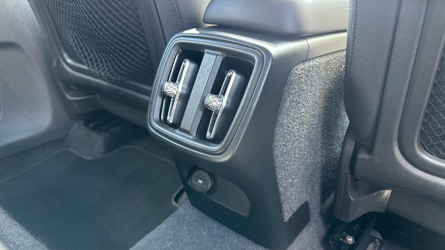 Used Volvo XC40 2021 for sale - 76446590: Photo 24