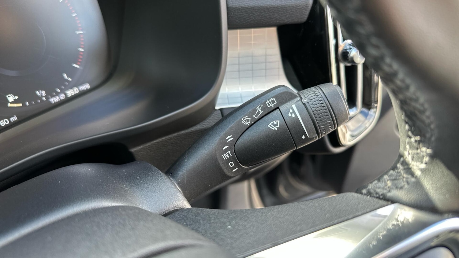 Used Volvo XC40 2021 for sale - 76446590: Photo 31