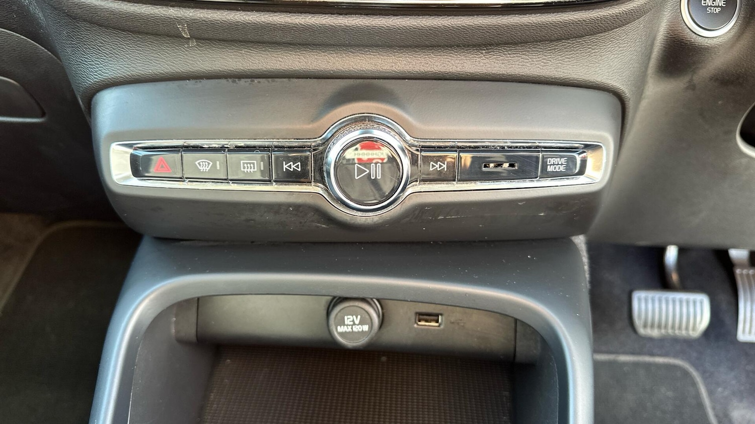 Used Volvo XC40 2021 for sale - 76446590: Photo 34