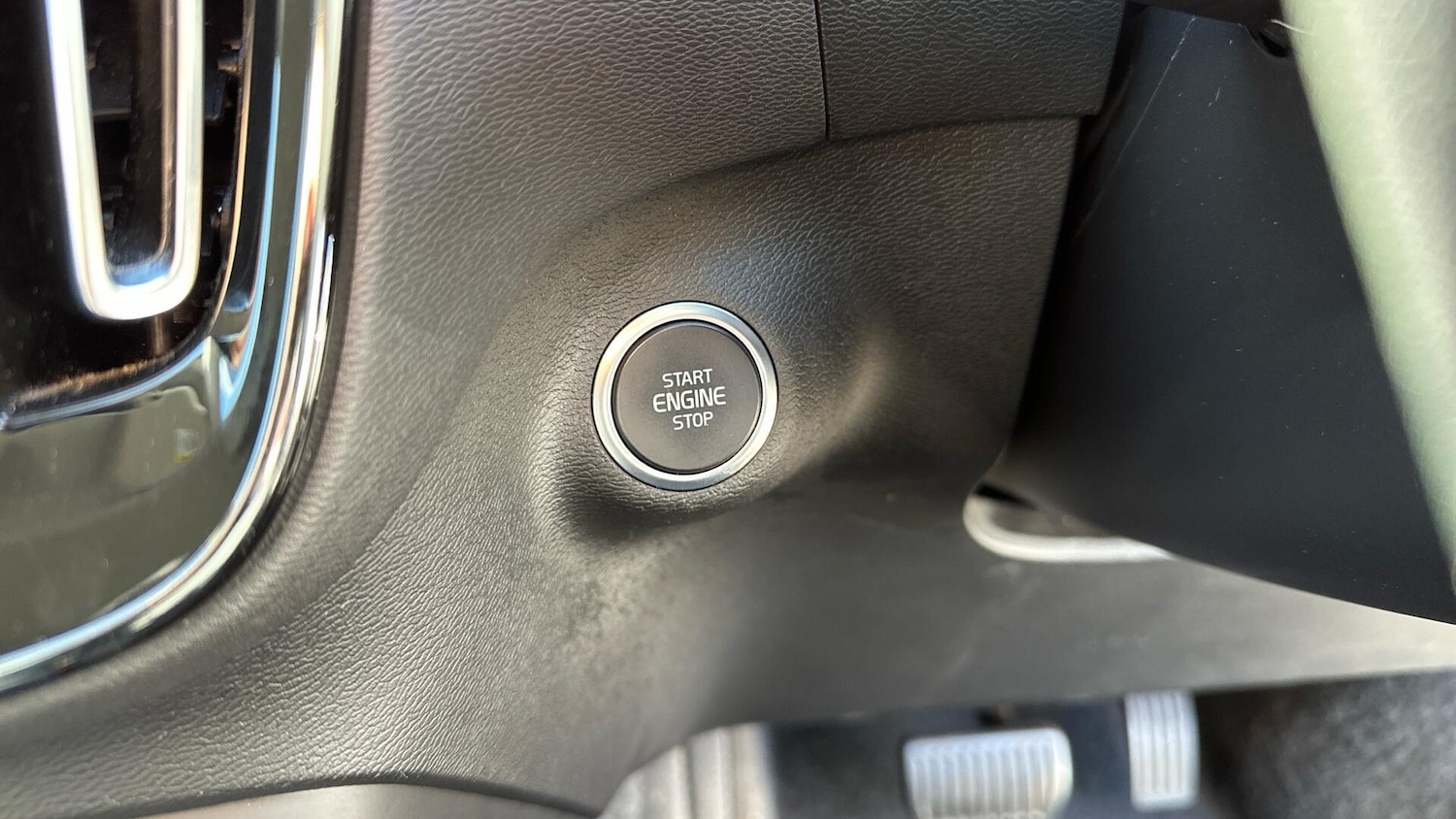 Used Volvo XC40 2021 for sale - 76446590: Photo 35