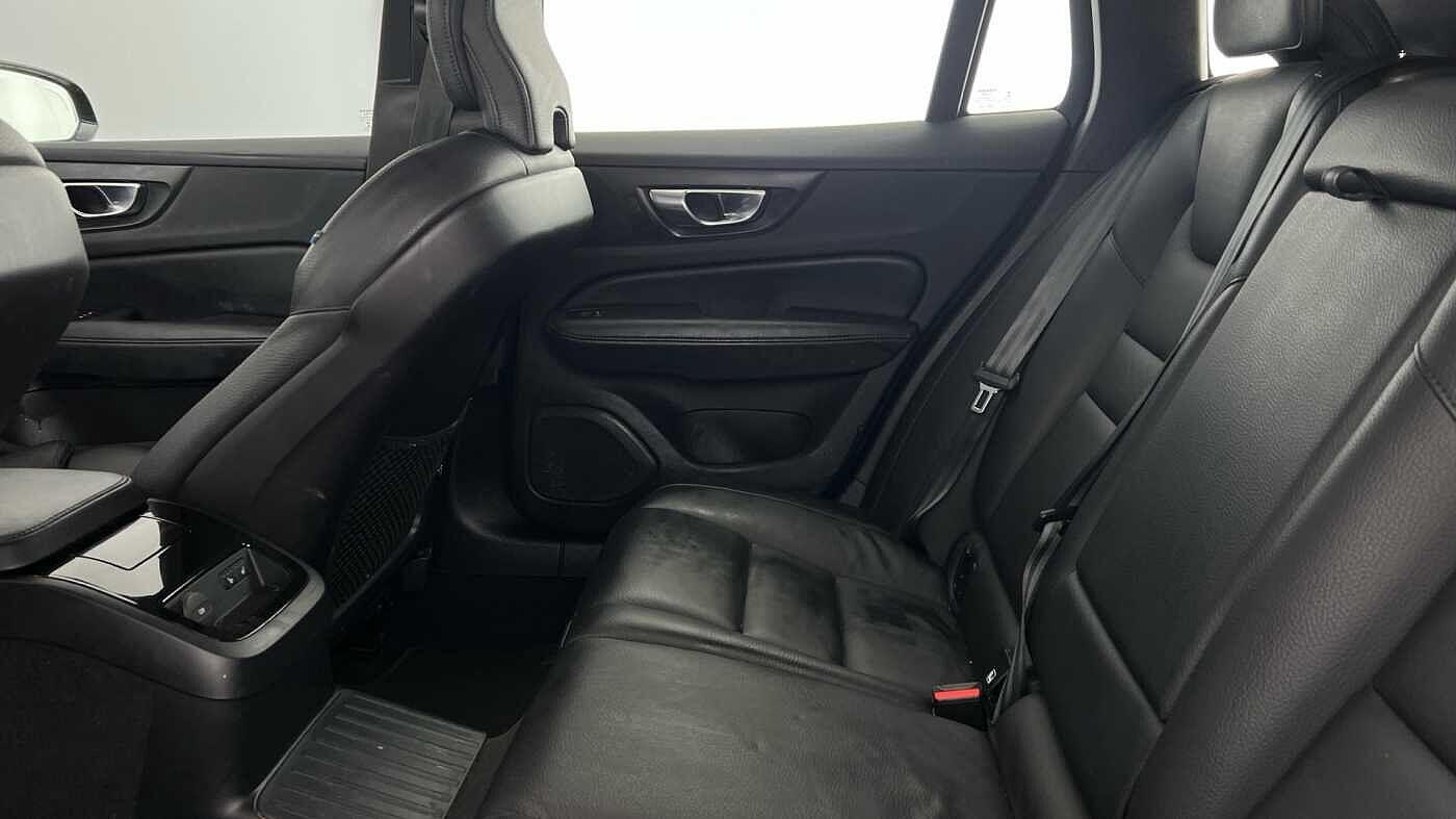 Used Volvo V60 2022 for sale - 77550652: Photo 7