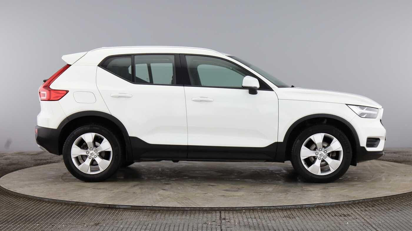 Used Volvo XC40 2021 for sale - 76446597: Photo 2