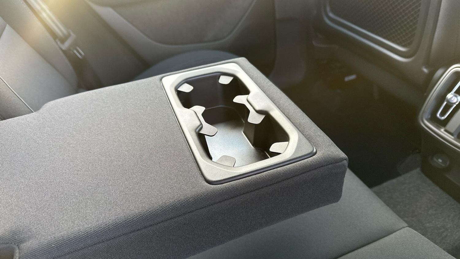 Used Volvo XC40 2021 for sale - 76446597: Photo 25