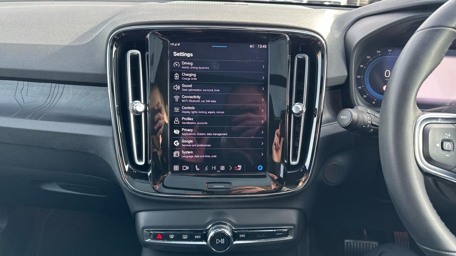 Used Volvo XC40 for sale - 77671858: Photo 17