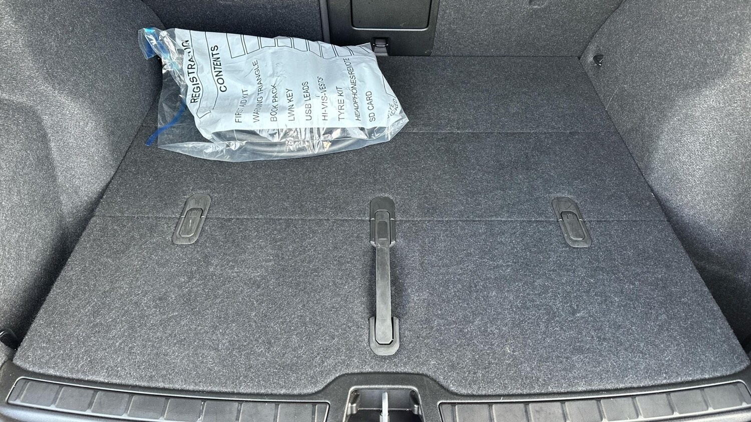 Used Volvo XC40 for sale - 77671858: Photo 43