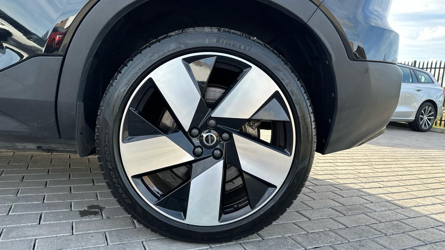 Used Volvo XC40 for sale - 77671858: Photo 9