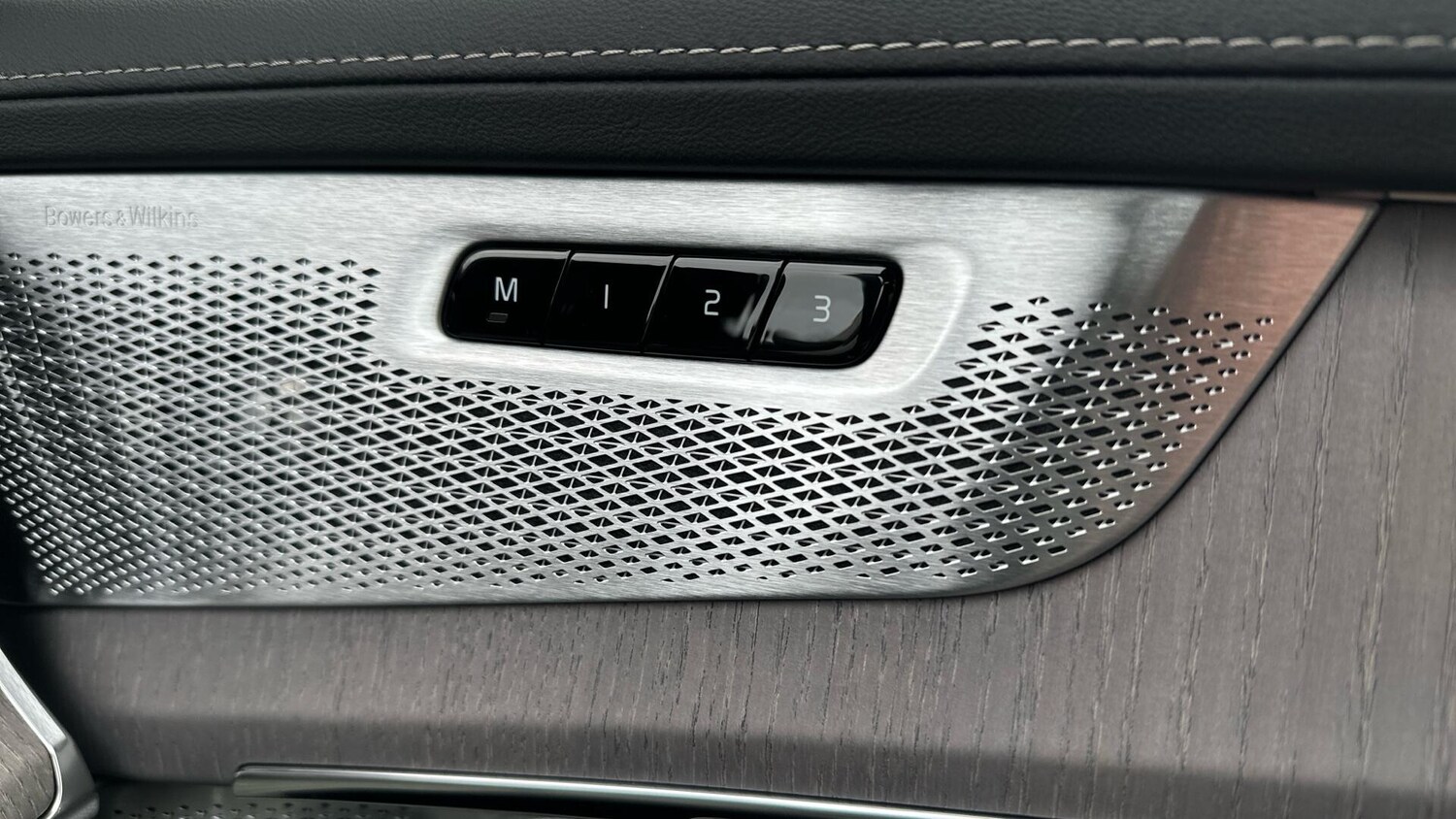 Used Volvo XC90 for sale - 77768646: Photo 41