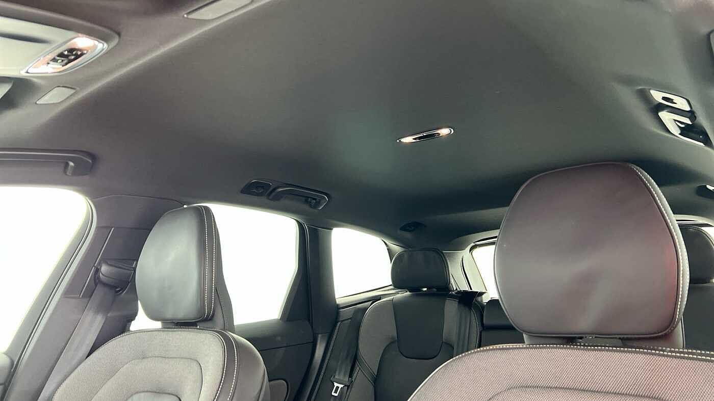 Used Volvo XC60 2021 for sale - 77343897: Photo 11