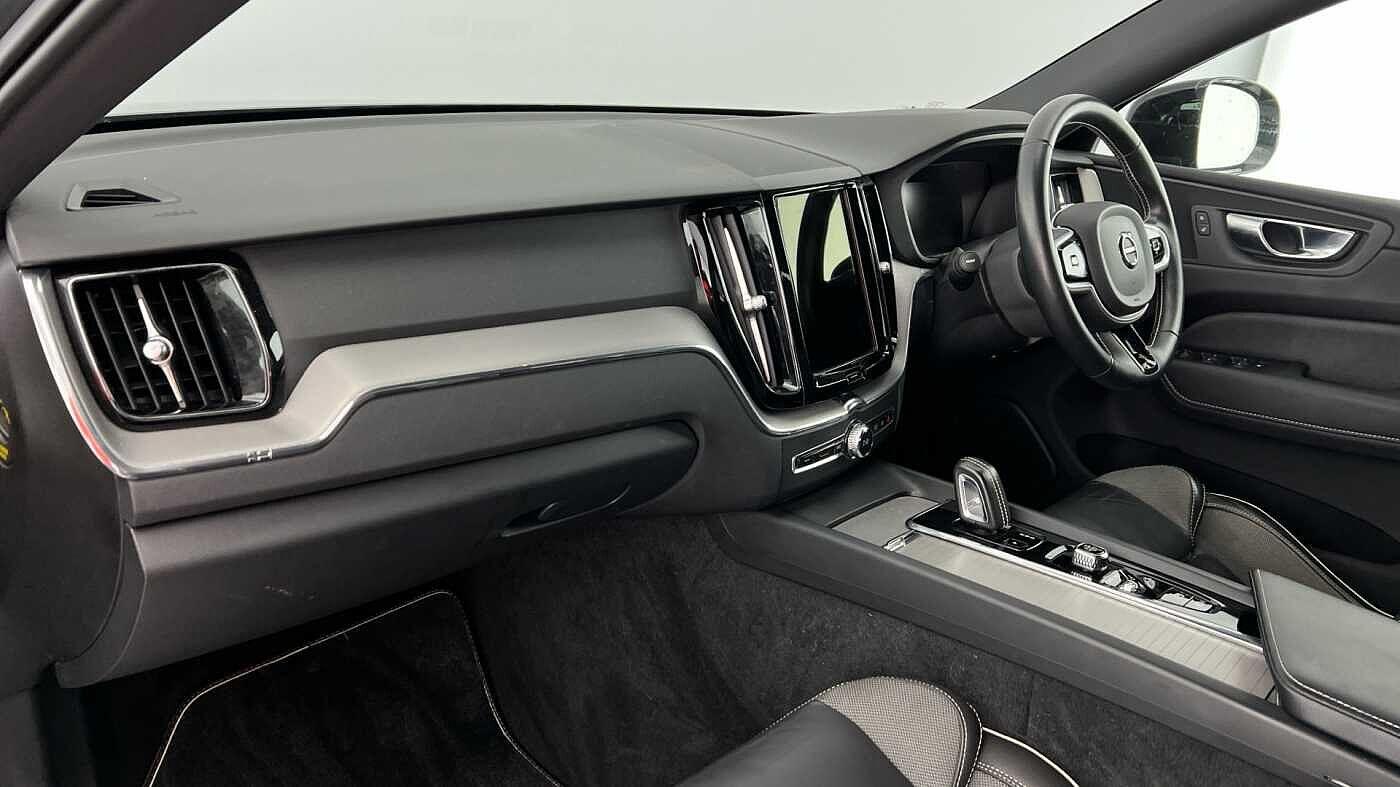 Used Volvo XC60 2021 for sale - 77343897: Photo 6