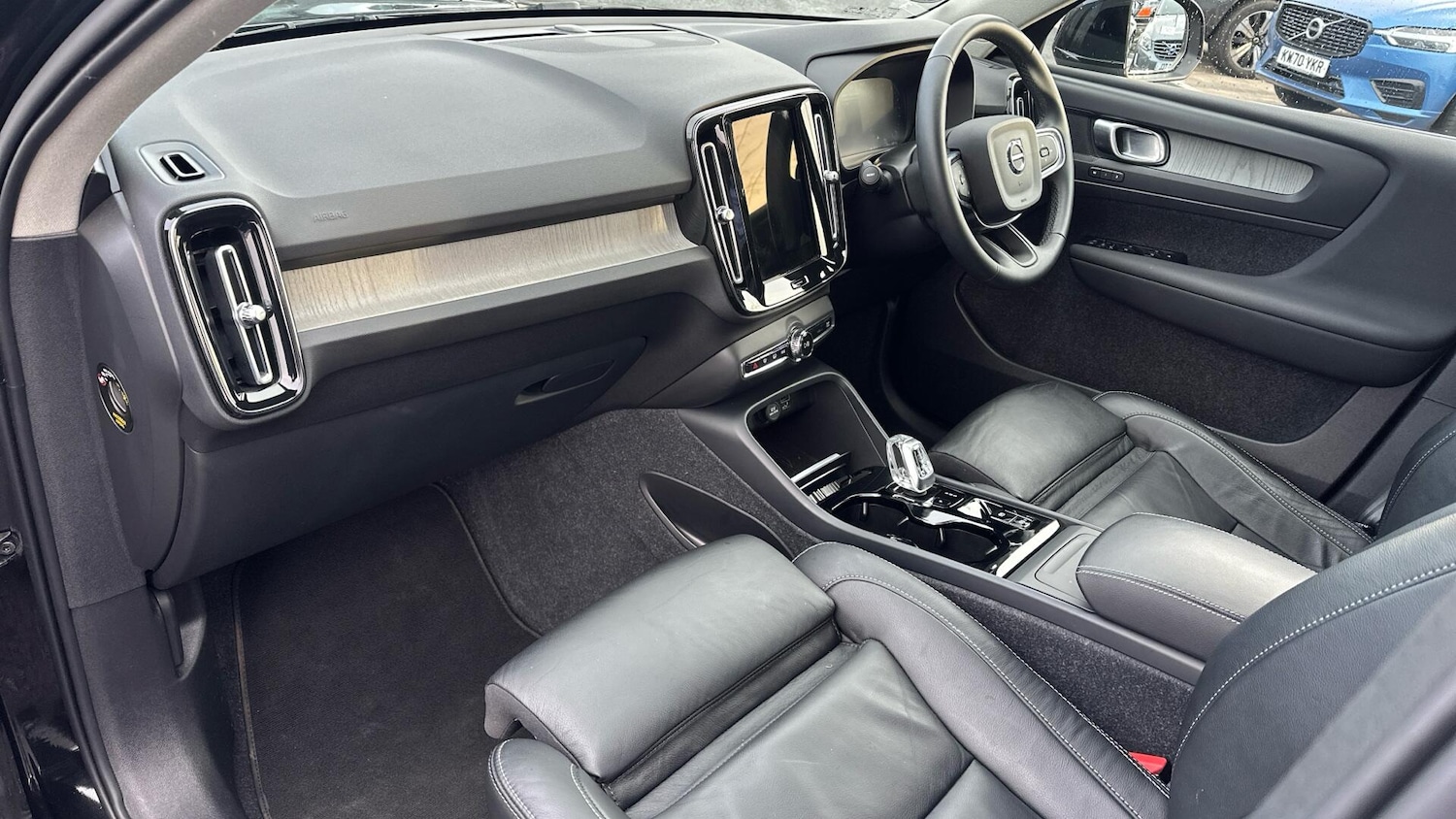 Used Volvo XC40 2021 for sale - 76701477: Photo 24