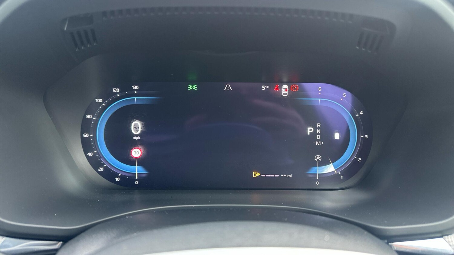 Used Volvo XC60 2022 for sale - 76633286: Photo 11