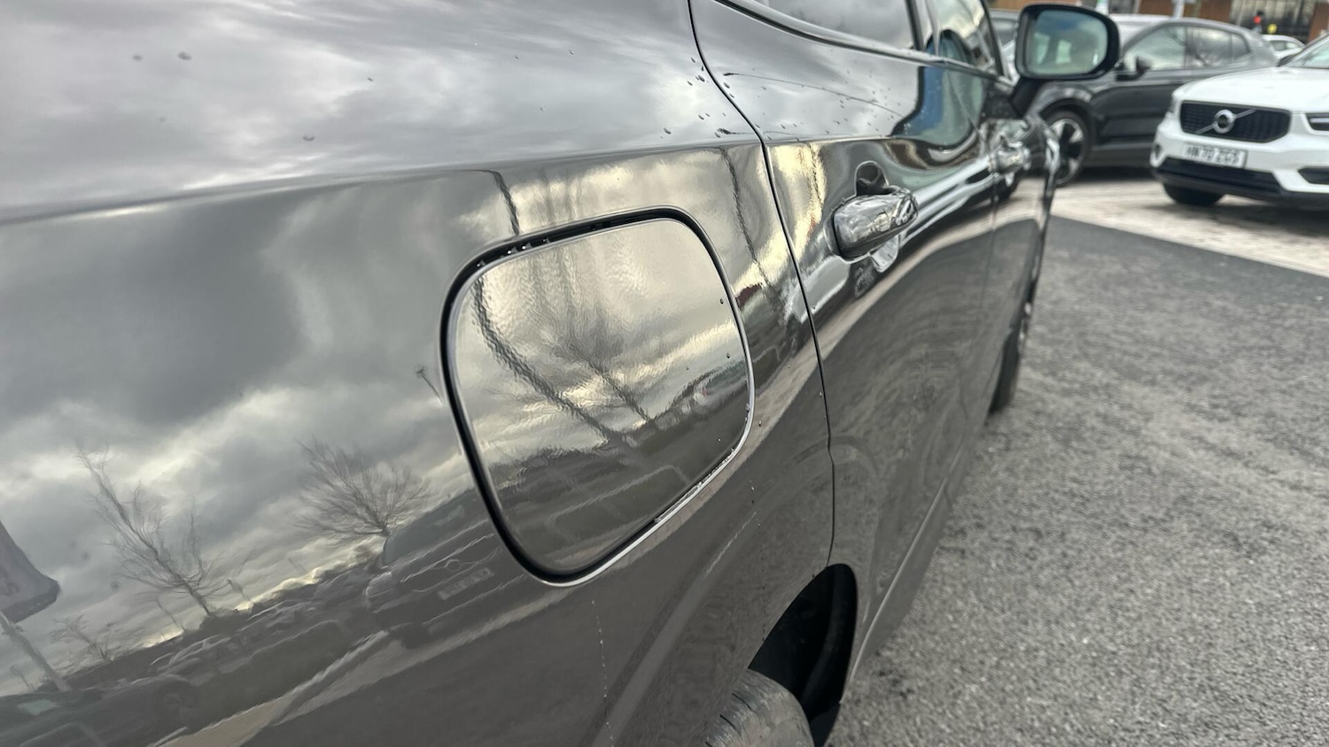 Used Volvo XC60 2022 for sale - 76633286: Photo 25