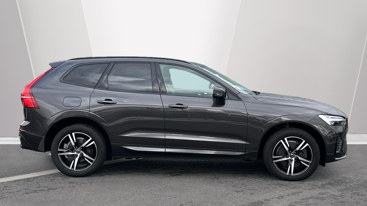 Used Volvo XC60 2022 for sale - 76633286: Photo 3