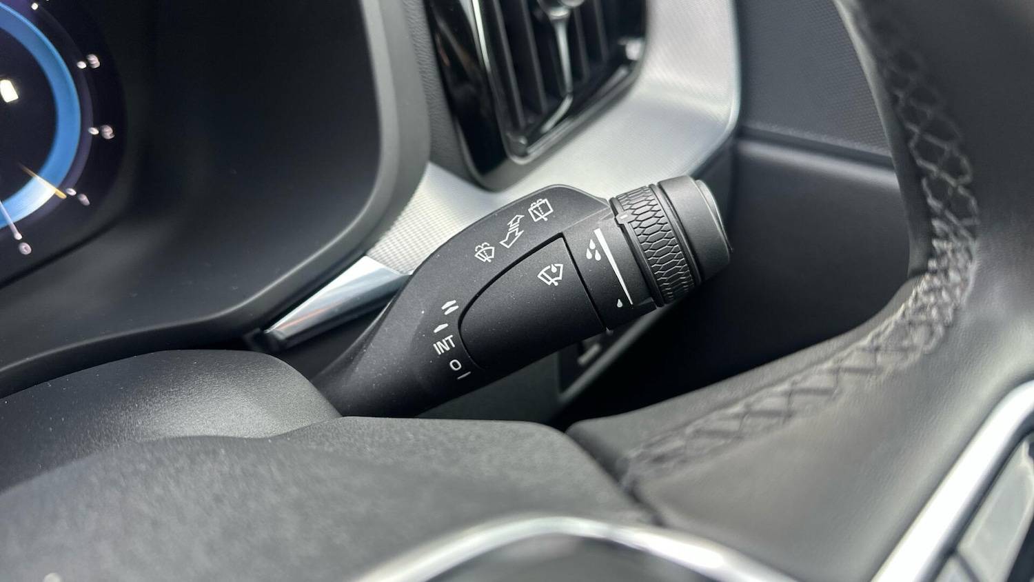 Used Volvo XC60 2022 for sale - 76633286: Photo 33