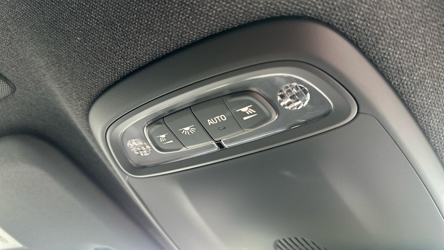 Used Volvo XC40 2020 for sale - 76634233: Photo 40