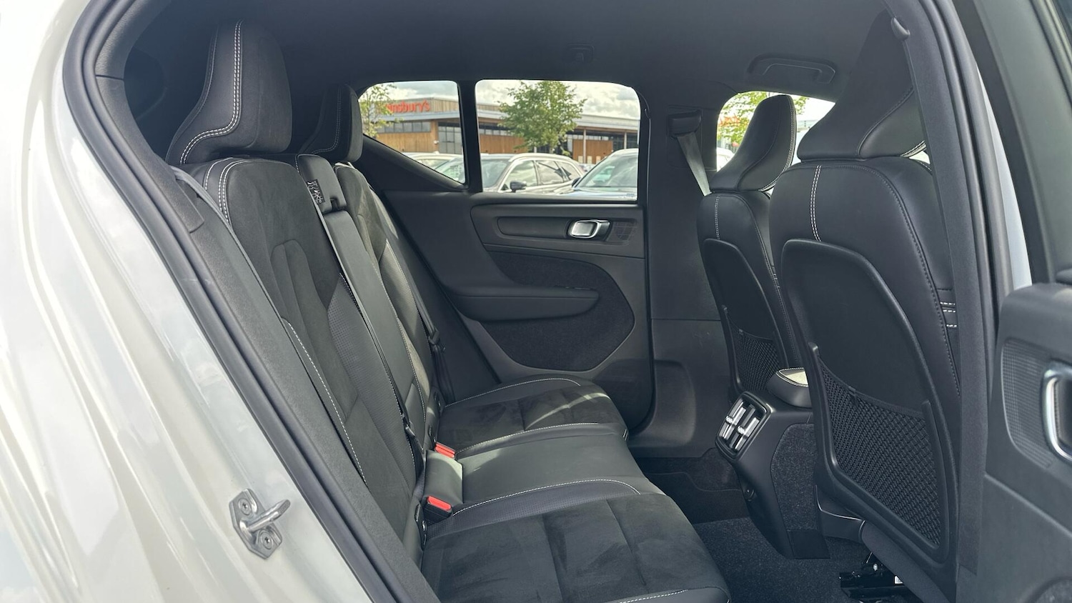 Used Volvo XC40 2020 for sale - 76634233: Photo 6