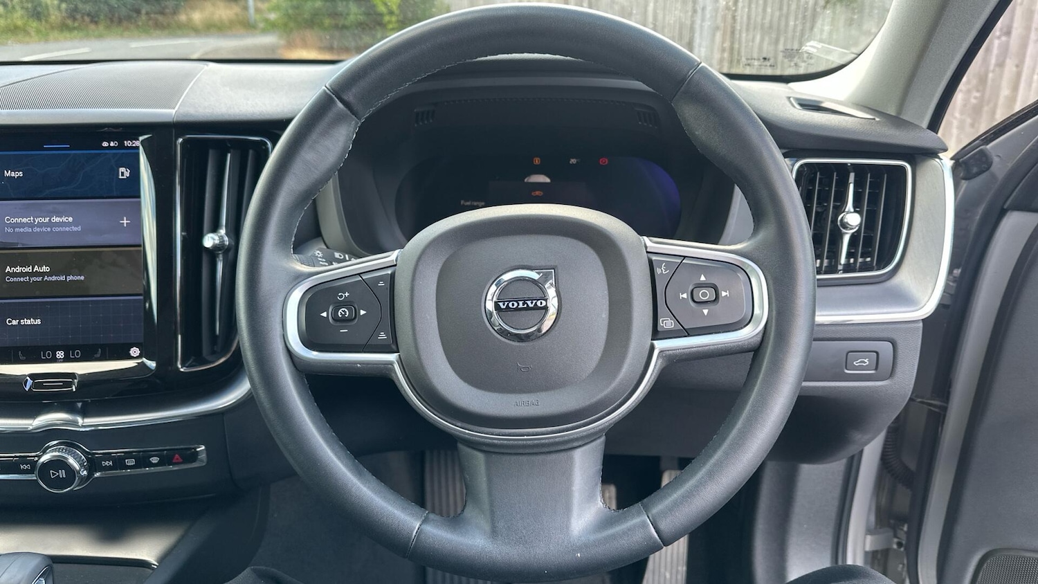 Used Volvo XC60 2021 for sale - 76336933: Photo 10