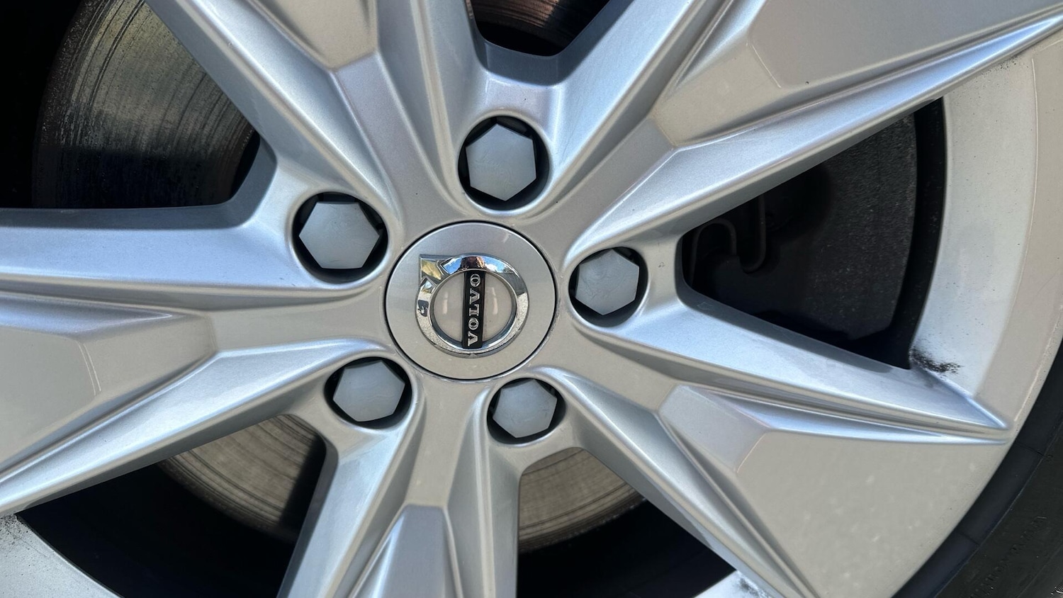 Used Volvo XC60 2021 for sale - 76336933: Photo 15