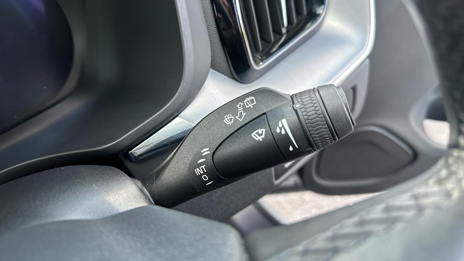 Used Volvo XC60 2021 for sale - 76336933: Photo 33