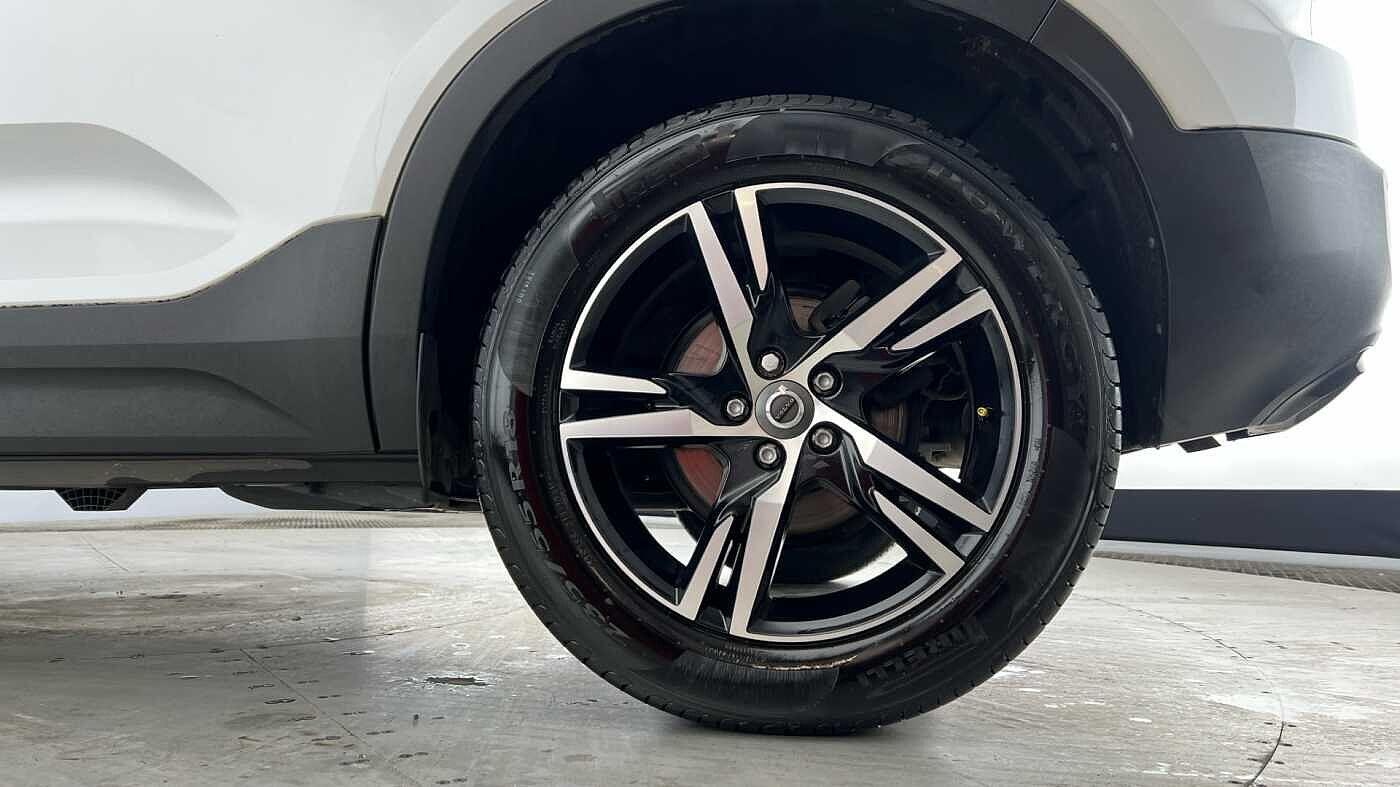 Used Volvo XC40 2022 for sale - 76432349: Photo 4