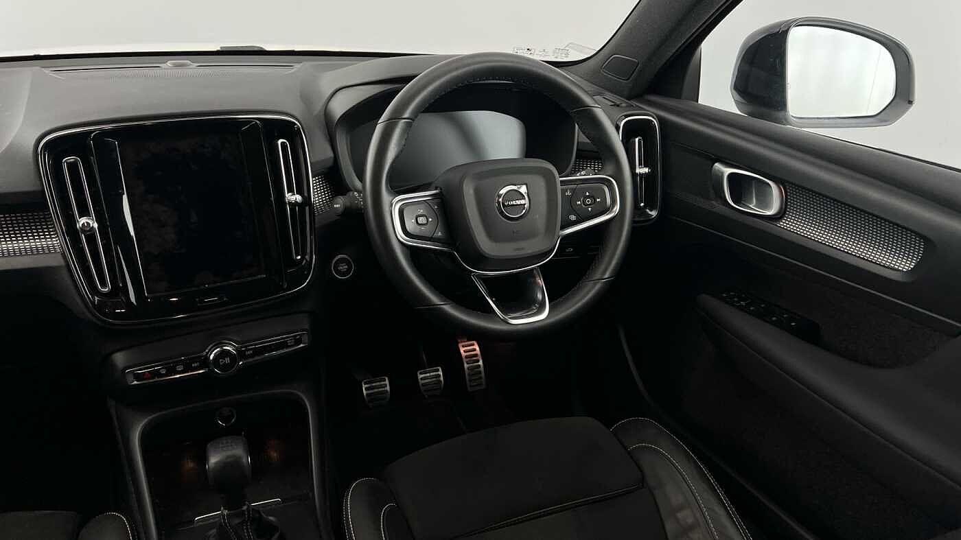 Used Volvo XC40 2022 for sale - 76432349: Photo 8