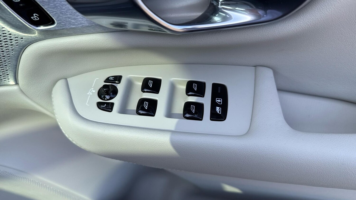 Used Volvo XC90 2026 for sale - 77784071: Photo 38