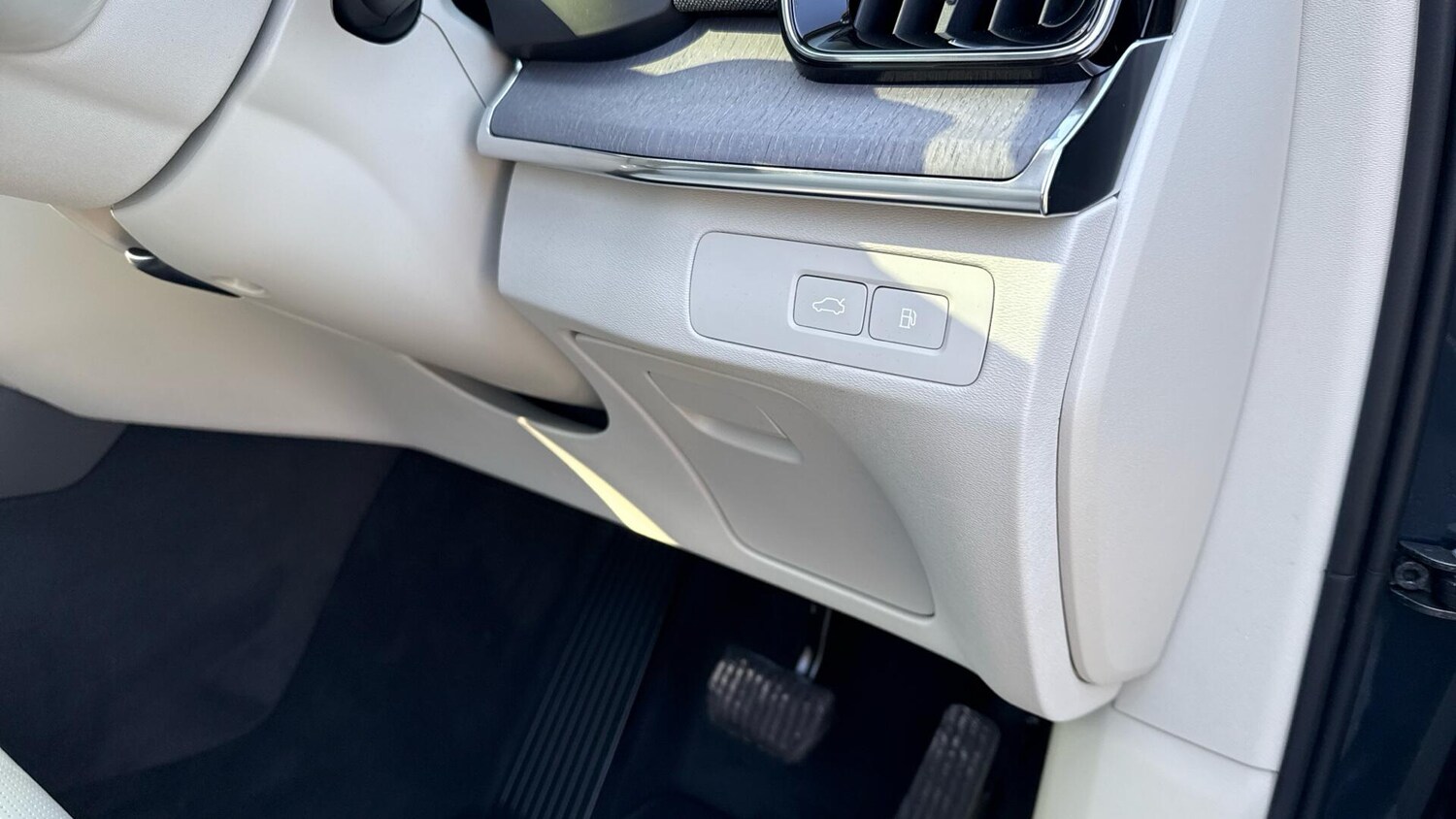 Used Volvo XC90 2026 for sale - 77784071: Photo 40