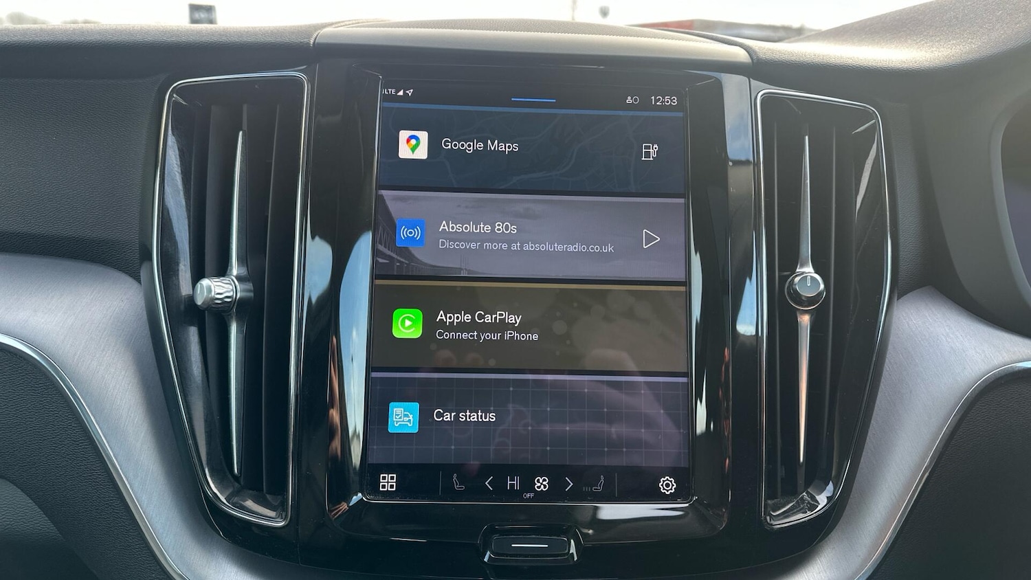 Used Volvo XC60 2021 for sale - 77108930: Photo 12