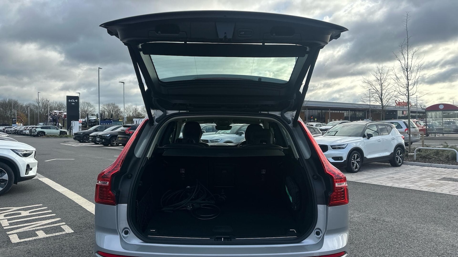 Used Volvo XC60 2021 for sale - 77108930: Photo 13