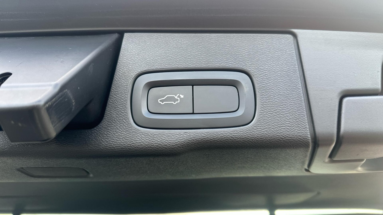 Used Volvo XC60 2021 for sale - 77108930: Photo 26