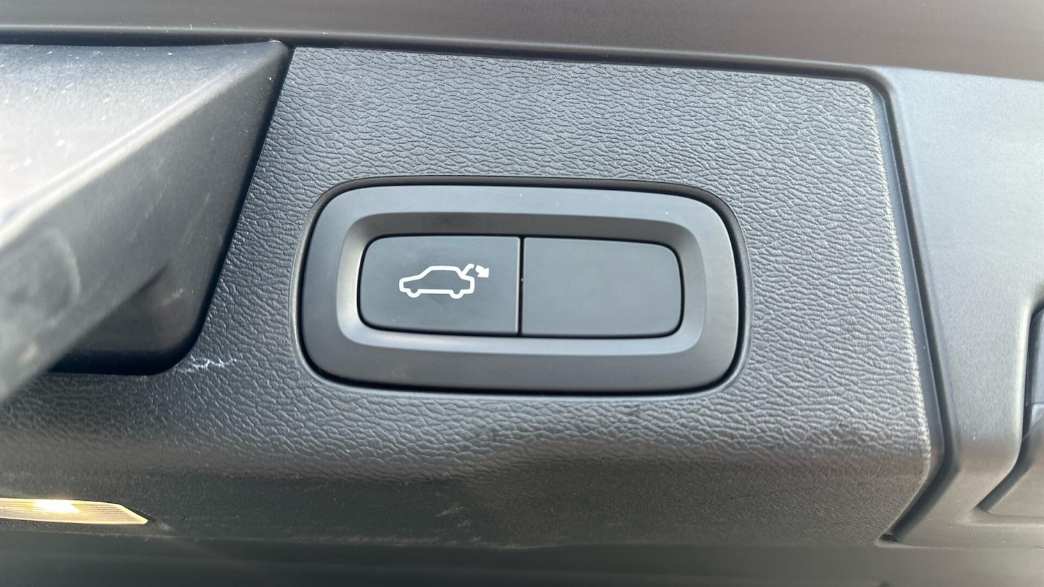 Used Volvo XC60 2018 for sale - 76336813: Photo 23