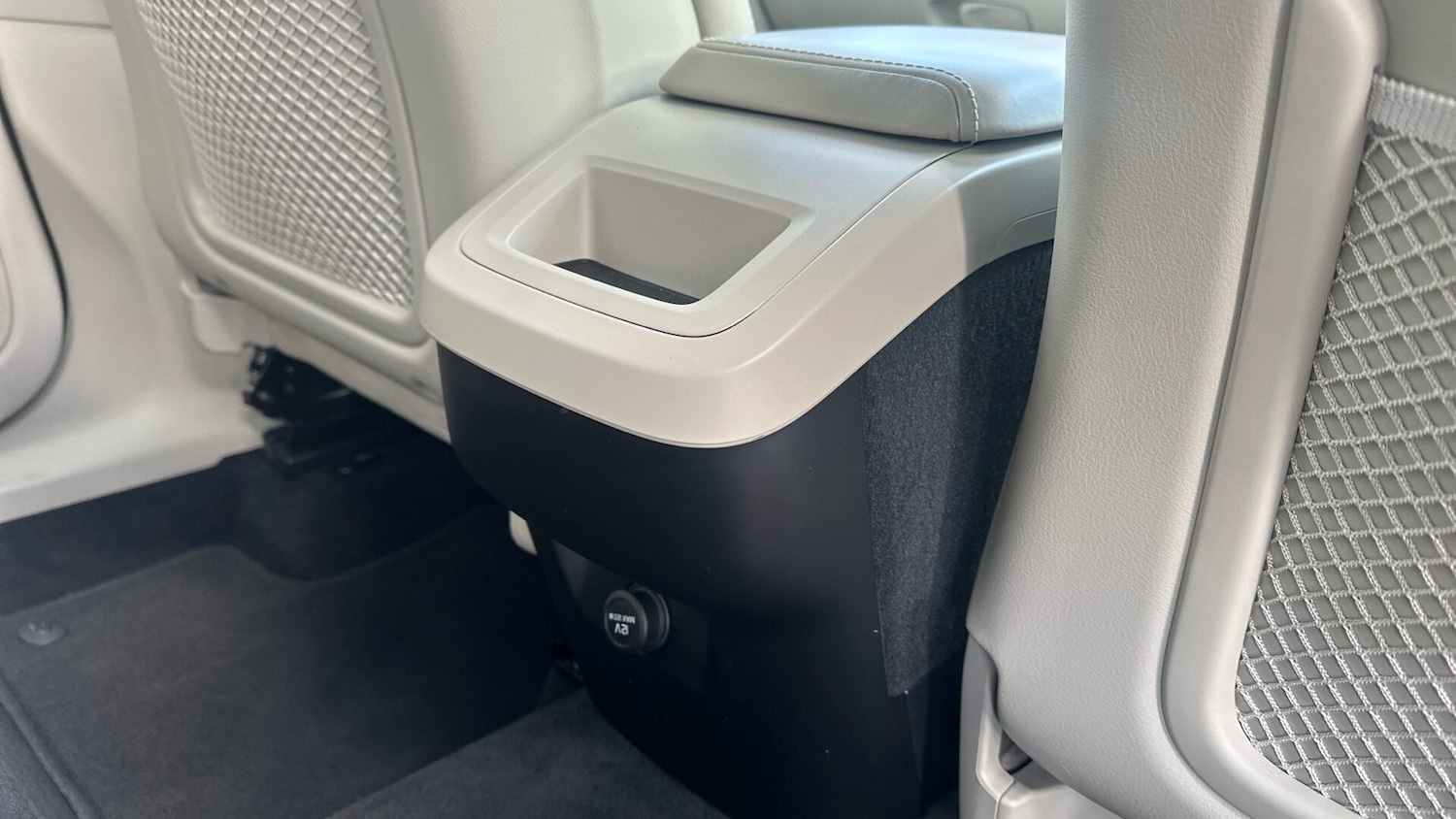 Used Volvo XC60 2018 for sale - 76336813: Photo 25