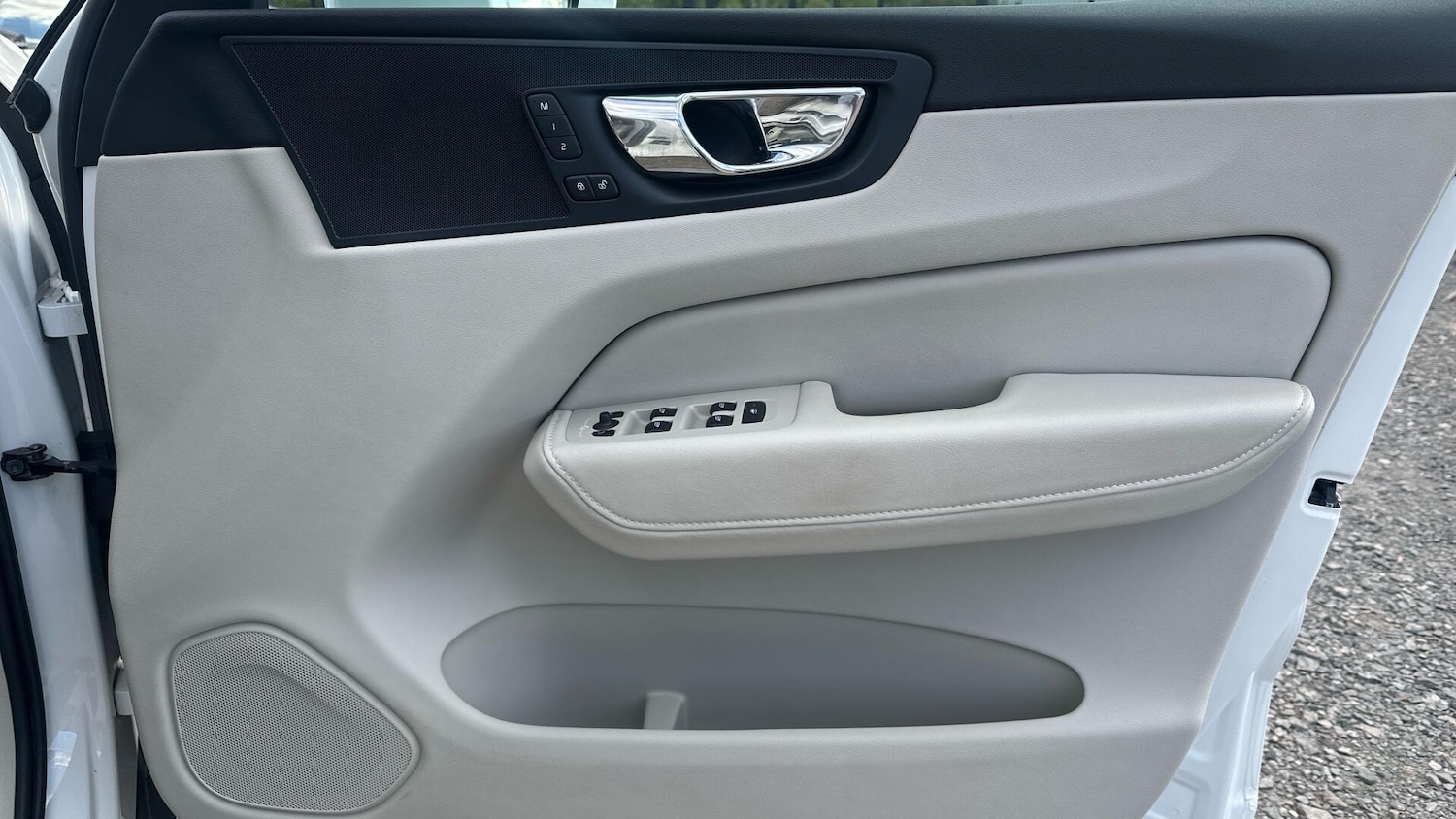 Used Volvo XC60 2018 for sale - 76336813: Photo 28