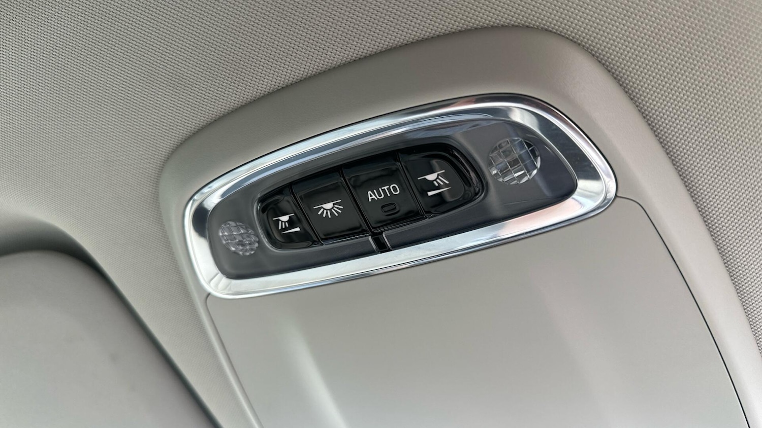 Used Volvo XC60 2018 for sale - 76336813: Photo 39