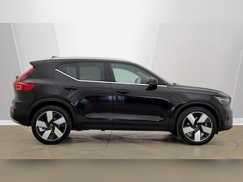 Used Volvo XC40 2023 for sale - 79396355: Photo