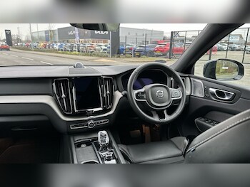 Used Volvo XC60 2023 for sale - 77672939: Photo