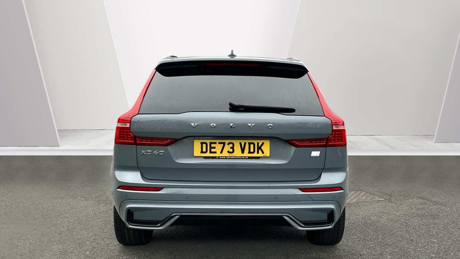 Used Volvo XC60 2023 for sale - 77672939: Photo 7