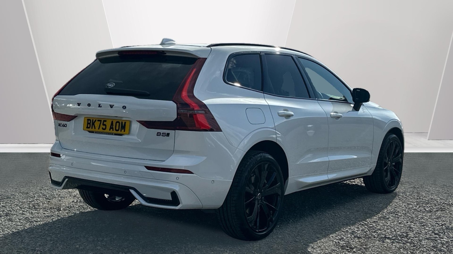 Used Volvo XC60 for sale - 77130964: Photo 2