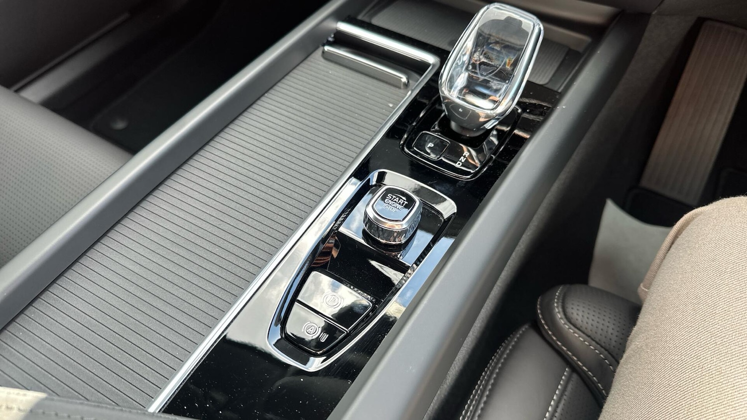 Used Volvo XC60 for sale - 77130964: Photo 36