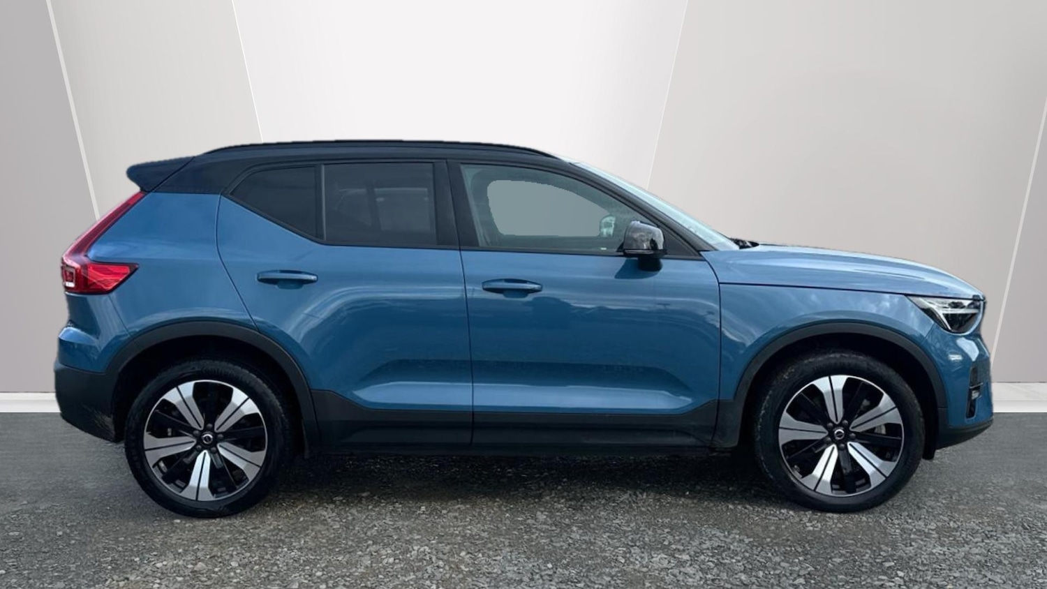 Used Volvo XC40 2022 for sale - 76336811: Photo 3