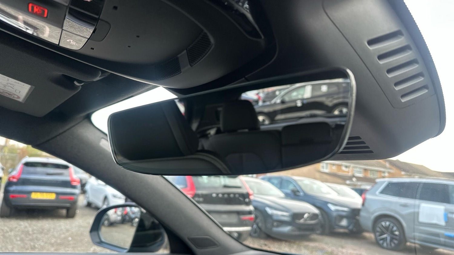 Used Volvo XC40 2022 for sale - 76336811: Photo 40