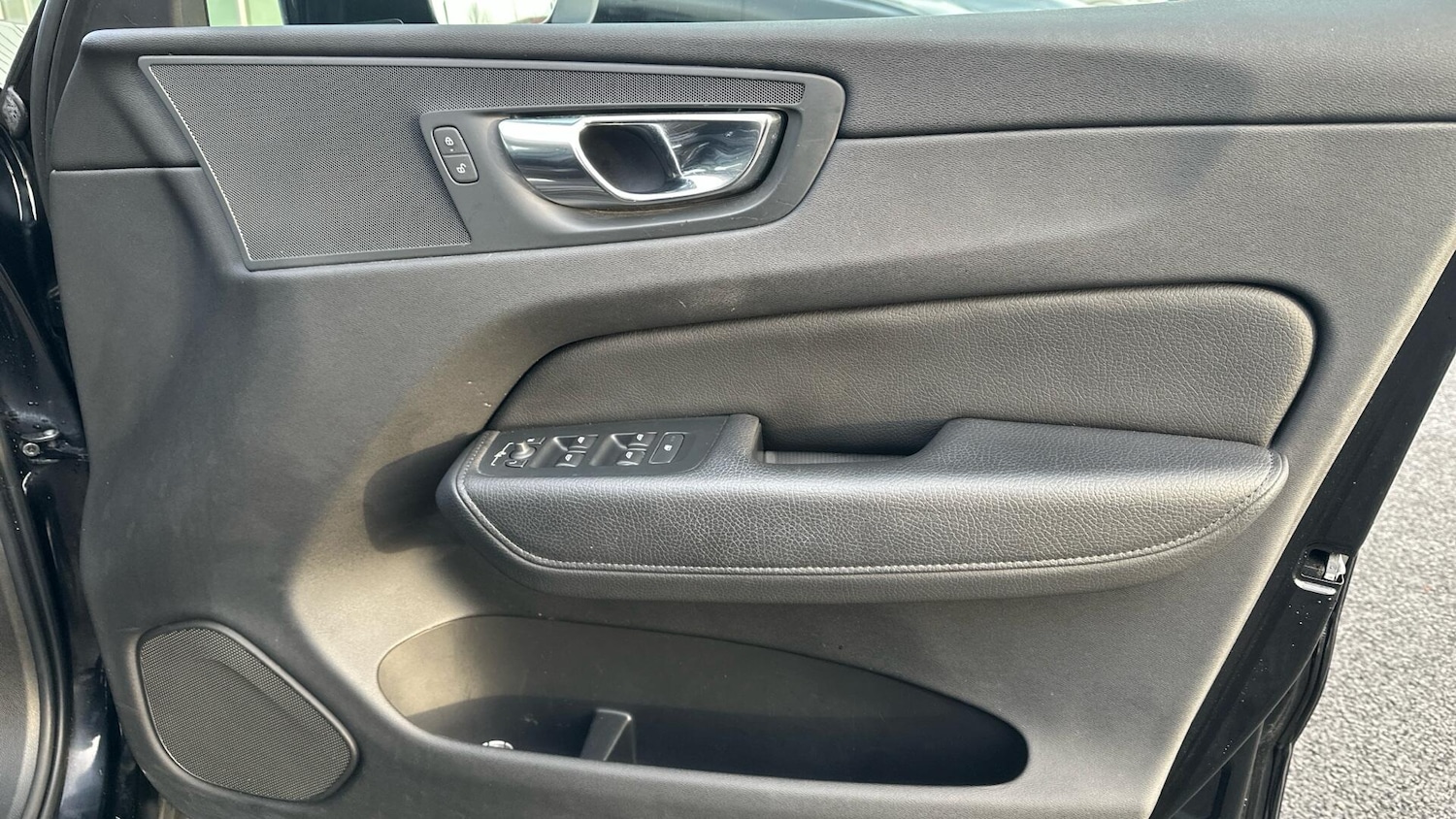 Used Volvo XC60 2020 for sale - 77097434: Photo 32