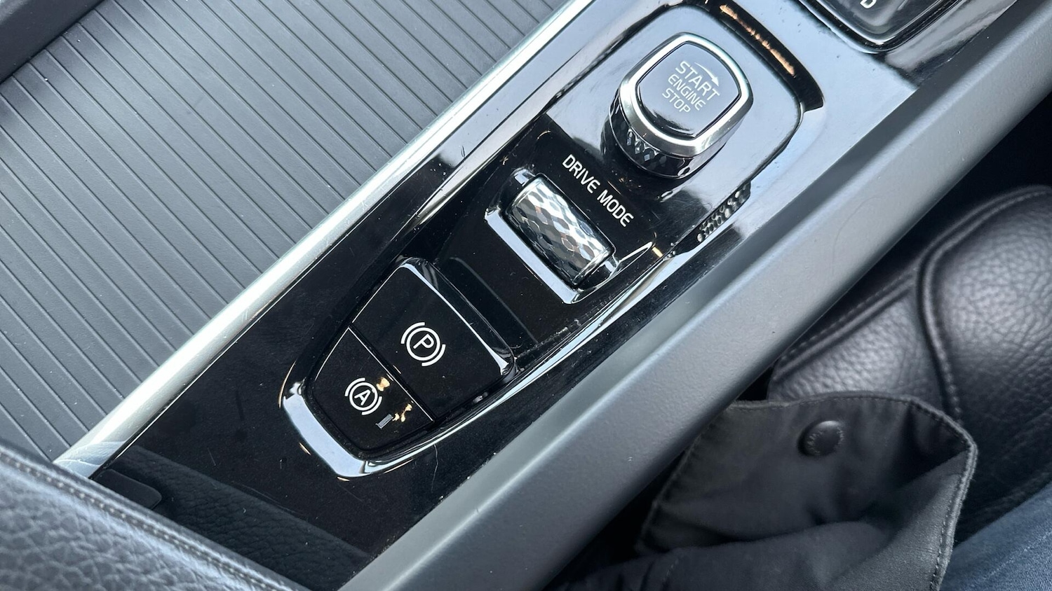 Used Volvo XC60 2020 for sale - 77097434: Photo 36