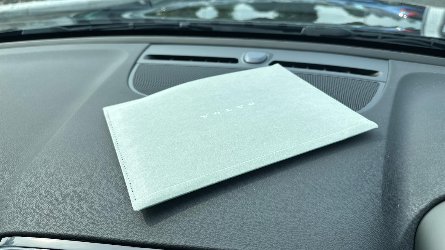 Used Volvo XC40 2025 for sale - 76336092: Photo 14