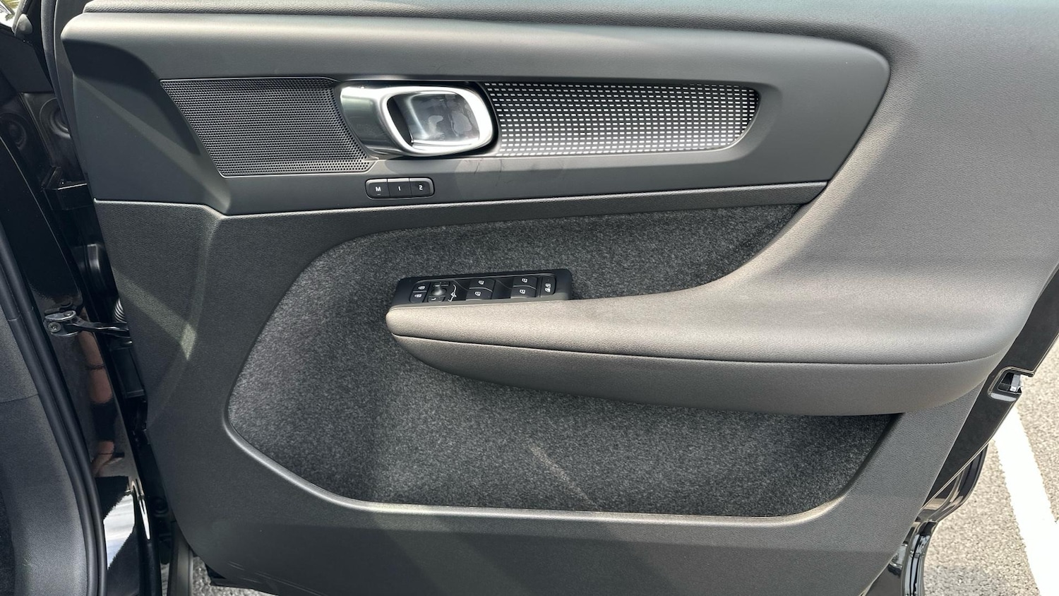 Used Volvo XC40 2025 for sale - 76336092: Photo 28