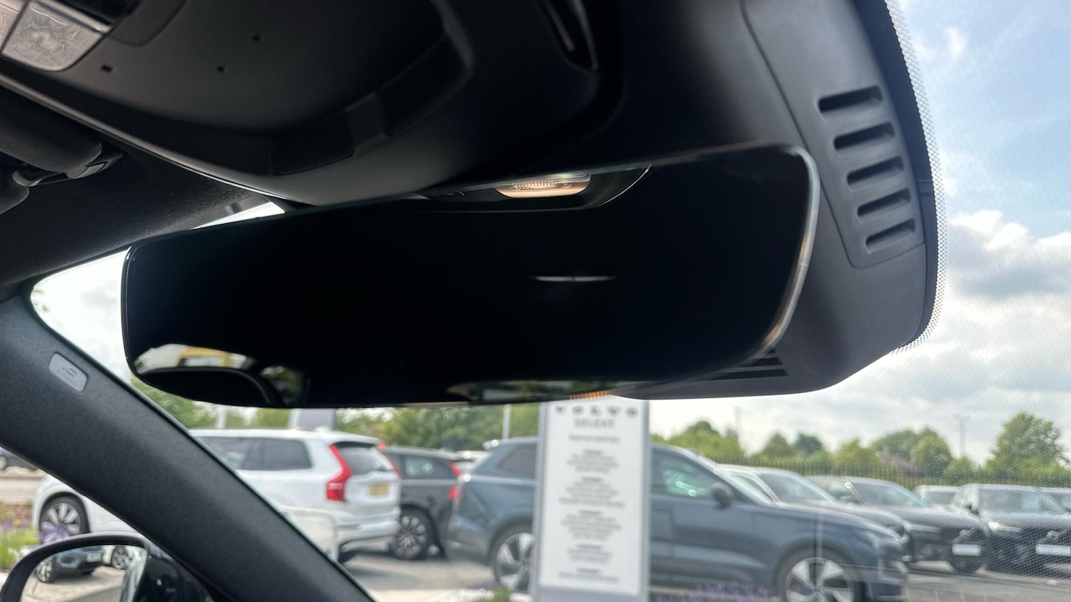 Used Volvo XC40 2025 for sale - 76336092: Photo 38