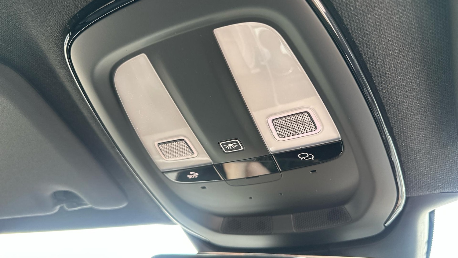 Used Volvo XC40 2025 for sale - 76336092: Photo 39