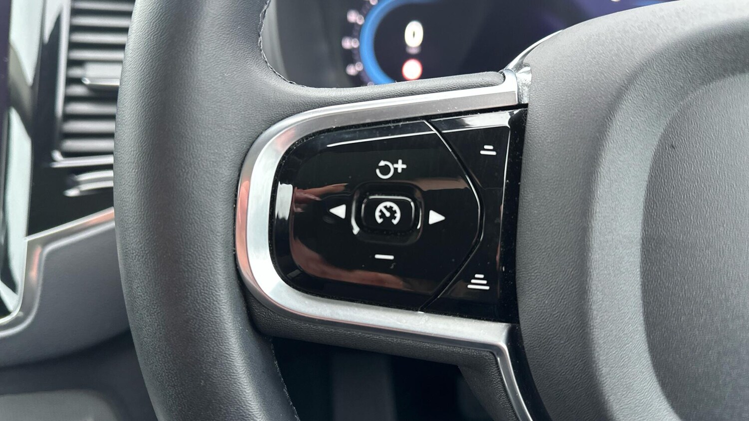 Used Volvo XC90 for sale - 77883411: Photo 21