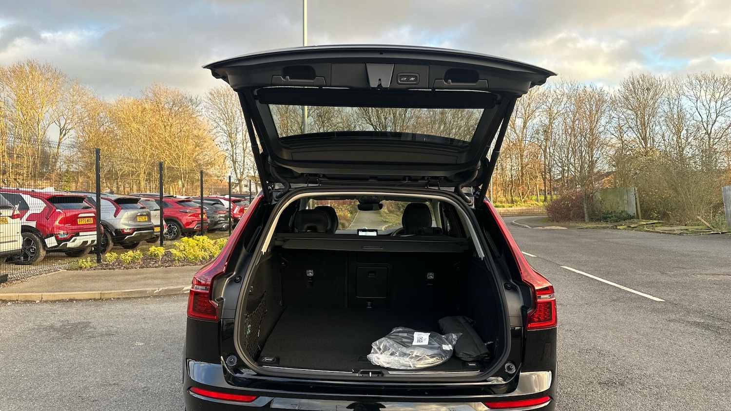 Used Volvo XC60 2025 for sale - 77040456: Photo 13