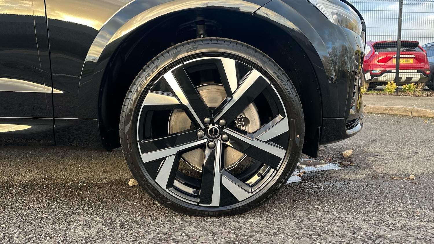 Used Volvo XC60 2025 for sale - 77040456: Photo 9